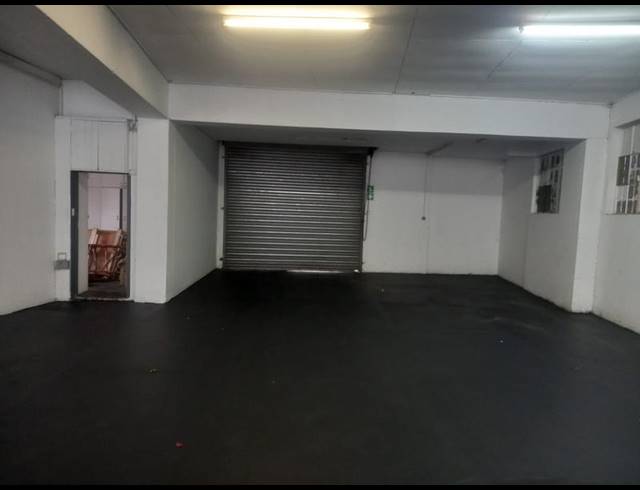 INDUSTRIAL PROPERTY TO RENT IN NORTH END